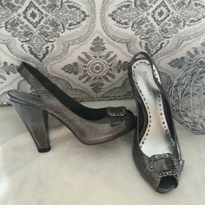 😍👠Gorgeous EUC BCBG Peeptoe Slingbacks. Sz 7.👠❤